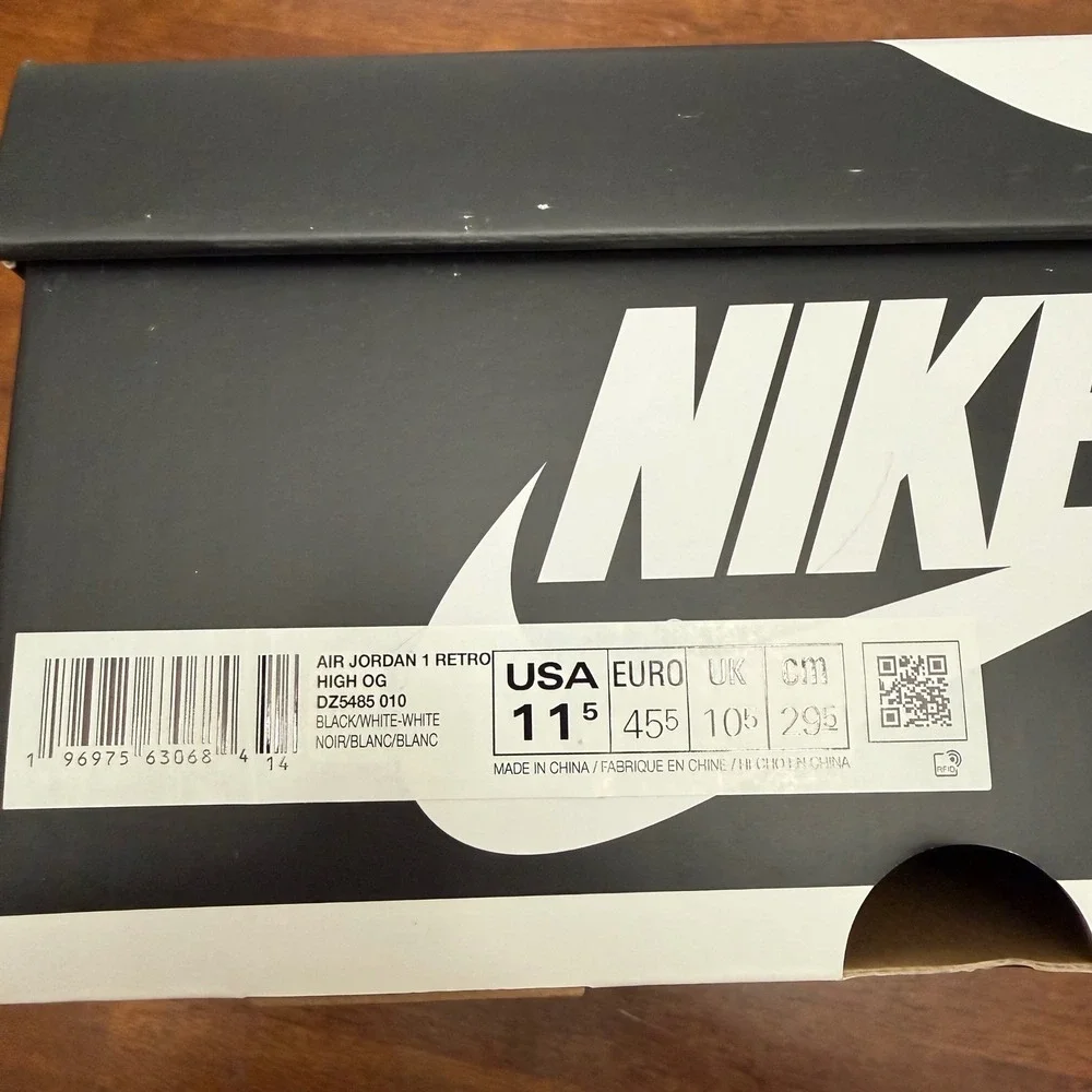 Nike Air Jordan 1 Retro‎ High OG Mens 11.5 Black White DZ5485-010 Panda Sneakers